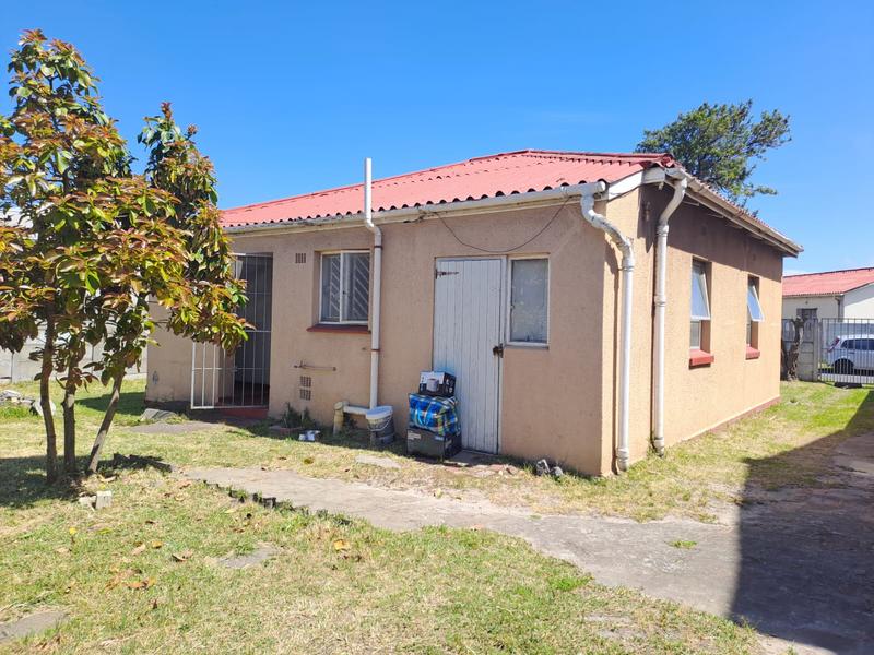 2 Bedroom Property for Sale in Ruyterwacht Western Cape